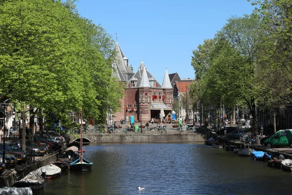 Canal Água Antigo Porto Amsterdã — Fotografia de Stock