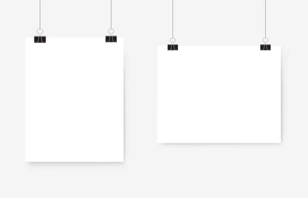 Bílý plakát visí. Vysmívat se prázdnému papíru — Stockový vektor