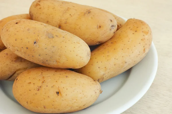 Vařené brambory ve slupce — Stock fotografie