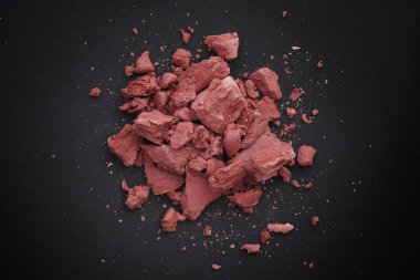 Kuru kırmızı kil yığın