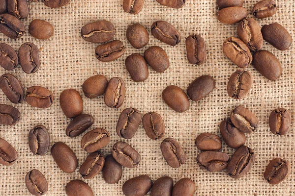 Grãos de café orgânicos torrados — Fotografia de Stock