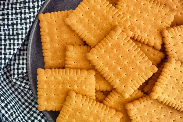 Glutenfreie Cracker Einem Teller Nahaufnahme — Stockfoto