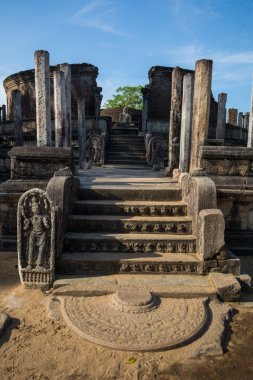 Polonnaruwa Antik şehir Satmahal Prasada, Sri Lanka, Asya.