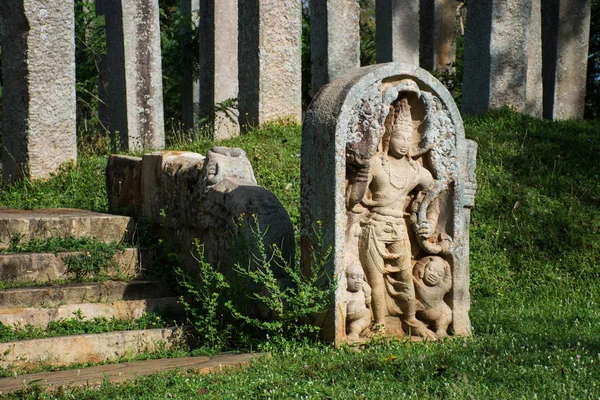 Руїни Кам Яних Стовпців Thuparama Dagoba Mahavihara Великі Монастир Священні — стокове фото