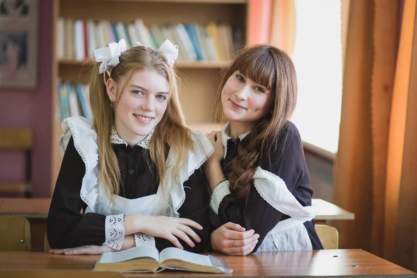 Радянські школярки бюро на урок — стокове фото