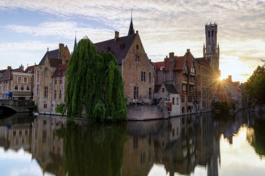 brugge güzel bir şehir