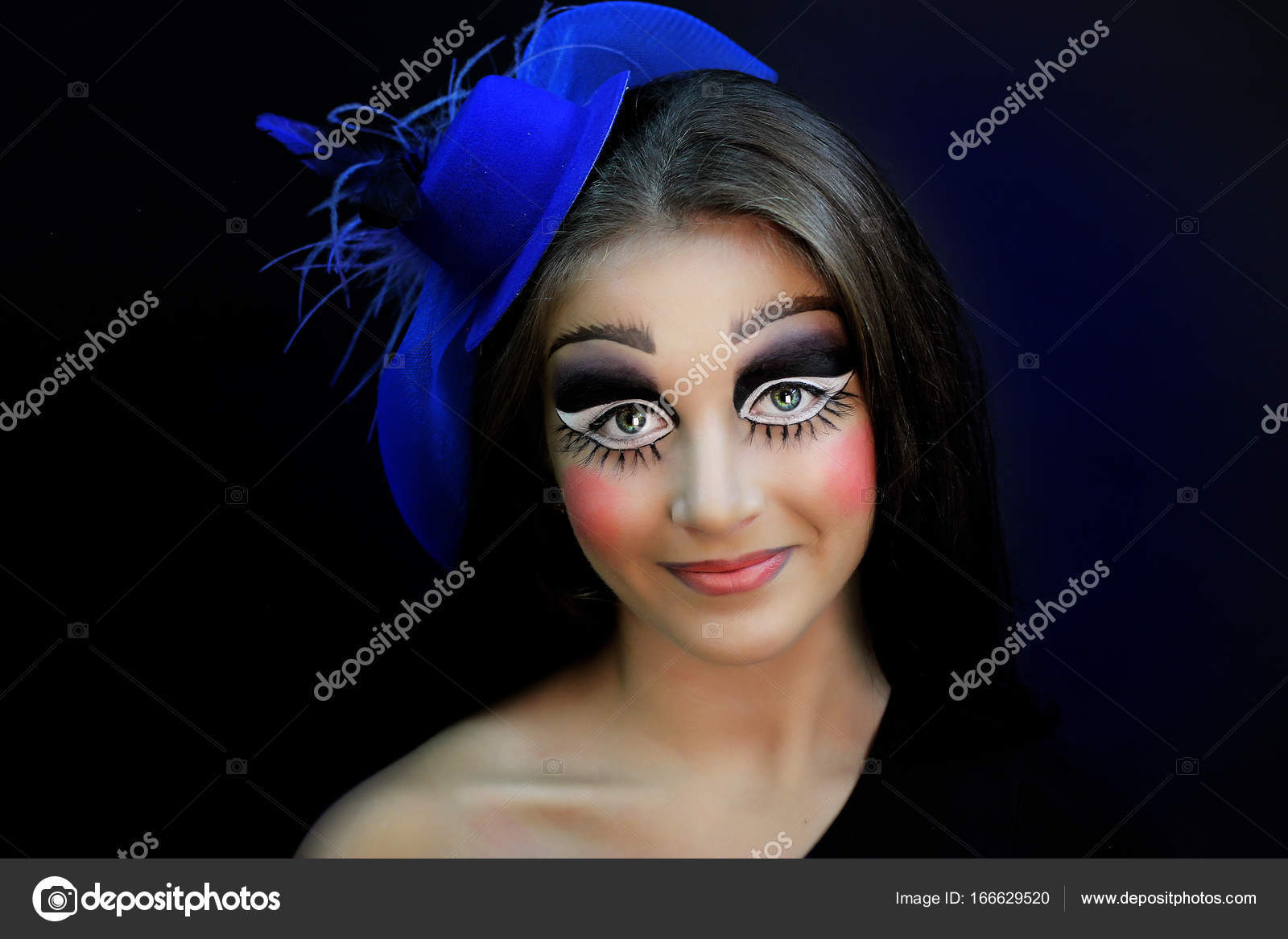 Briken Lalka Halloween Makijaż Zdjęcie Stockowe Olgaosa 166629520