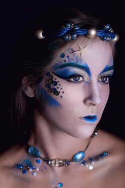 Deniz kızı Cadılar Bayramı makyaj