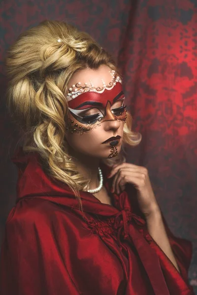 Magnifique masque de carnaval femme — Photo