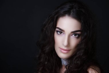 Esmer kadın saç
