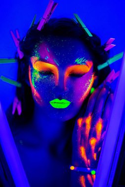 Cadılar Bayramı neon sanat