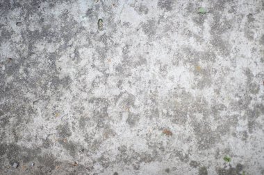 yağmur sonrası asfalt