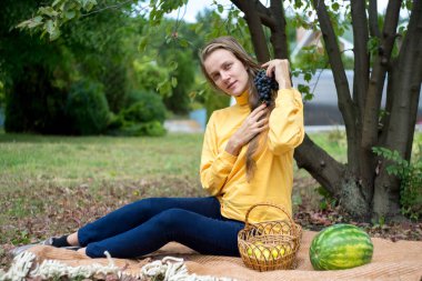 Bahçedeki üzümler