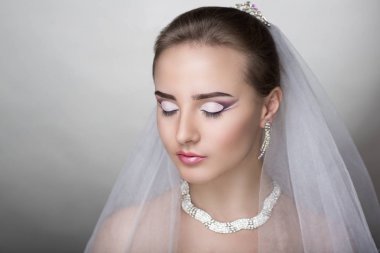 mükemmel genç gelin