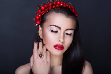 Manikür kadar yapmak