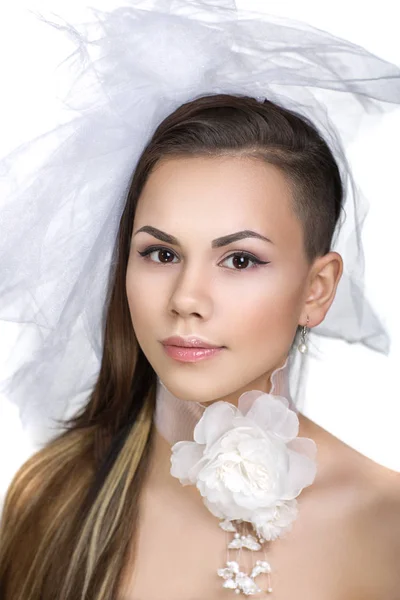 Perfeito jovem noiva — Fotografia de Stock