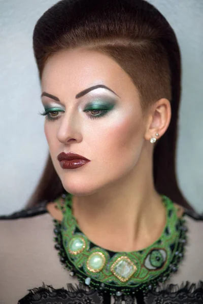 Mujer verde maquillaje — Foto de Stock