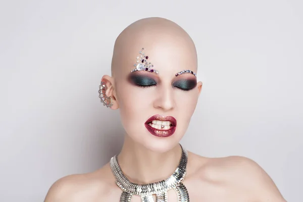 Beauty bald woman — Stock Photo, Image