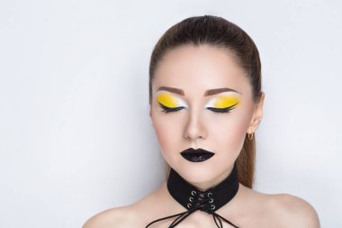 deri kemer boyun Bdsm