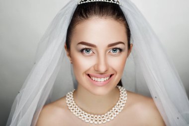 Güzel gelin düğün için hazırlamak