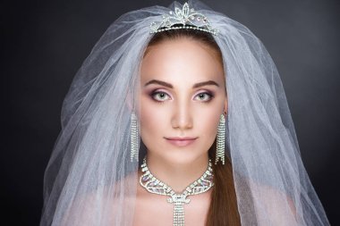 mükemmel genç gelin