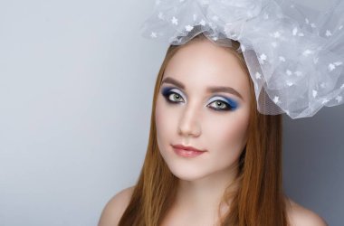 büyük yay kadınla