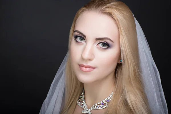 Bride ready for wedding — Stock Photo, Image