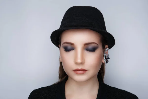 Sombrero negro mujer — Foto de Stock