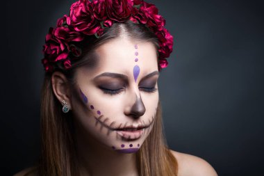 Cadılar Bayramı makyaj