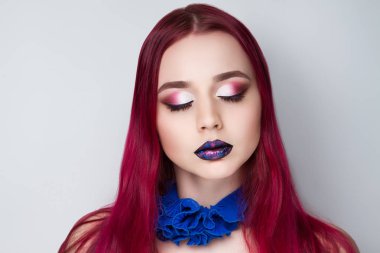 kadın cosmos dudaklar