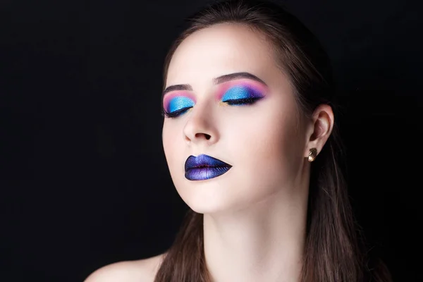 Frau blau geschminkt — Stockfoto