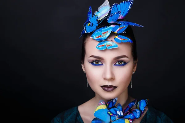 Mujer azul mariposa — Foto de Stock