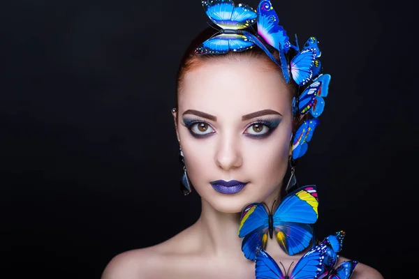 Mujer azul mariposa — Foto de Stock