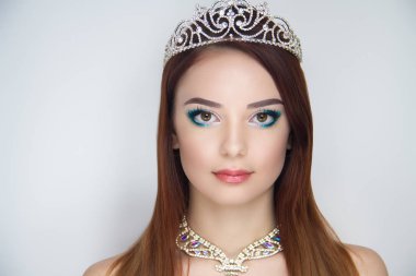 kadın gümüş crown