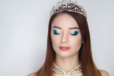 kadın gümüş crown