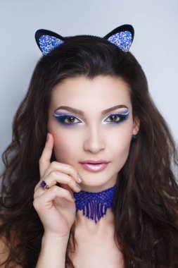 kadın kedi kulakları Güzellik