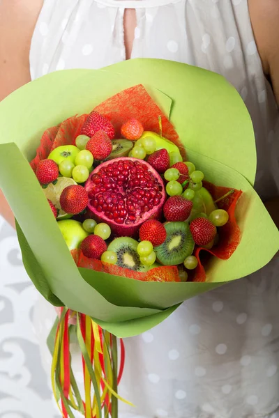 Bouquet of fruits