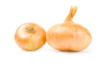 Kırpma yolu ile beyaz bir arka plan üzerinde izole soğan