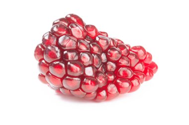 Olgun nar bir beyaz arka plan kesme izole