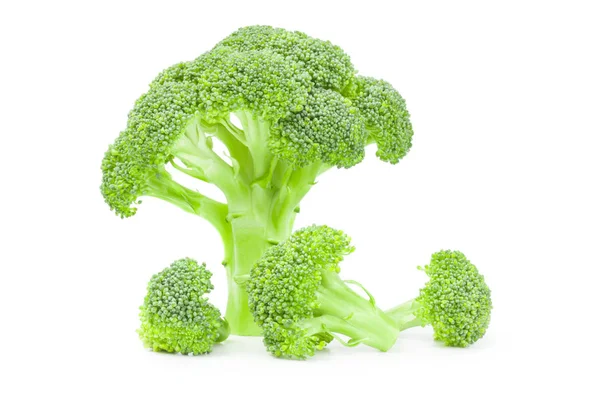 Brokolice zelí na bílém pozadí. Ořezová cesta — Stock fotografie