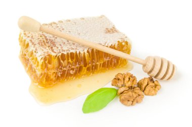 Tatlı bal bir beyaz arka plan kesme izole