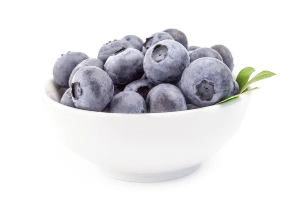 Blue berry na białym tle na białe tło wyłącznik — Zdjęcie stockowe