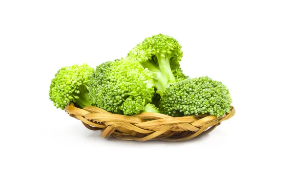 Friss nyers brokkoli, fehér alapon. Vágógörbe — Stock Fotó