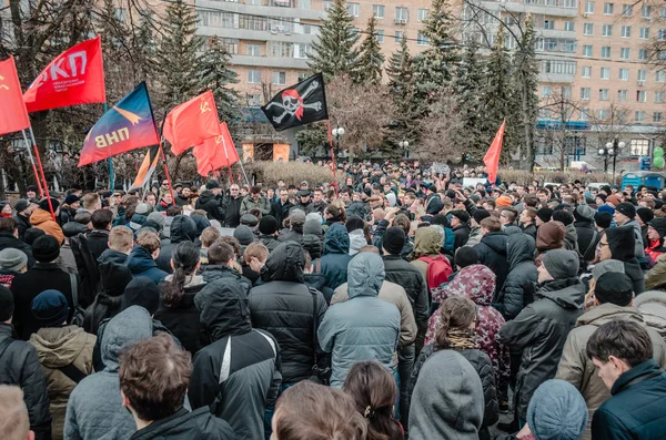 PENZA, RUSIA - 26 de marzo de 2017: Reunión de la oposición. Manifestación por elecciones justas en Rusia —  Fotos de Stock