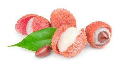 Beyaz bir arka plan üzerinde izole Litchee