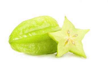 Beyaz bir arka plan üzerinde izole Averrhoa