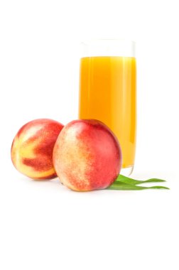 Bir beyaz arka plan kesme izole meyve taze şeftali