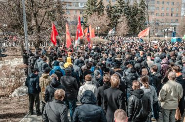 Penza, Rusya - 26 Şubat 2017: Yolsuzlukla Rusya'da protesto. Penza insanlarda bir kitle-toplantı Alexei Navalny destek geldi