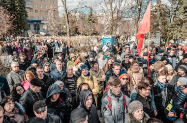 Penza, Rusya Federasyonu - 26 Şubat 2017: İnsanlar Penza, Rusya Federasyonu, agains bozuk hükümet protesto