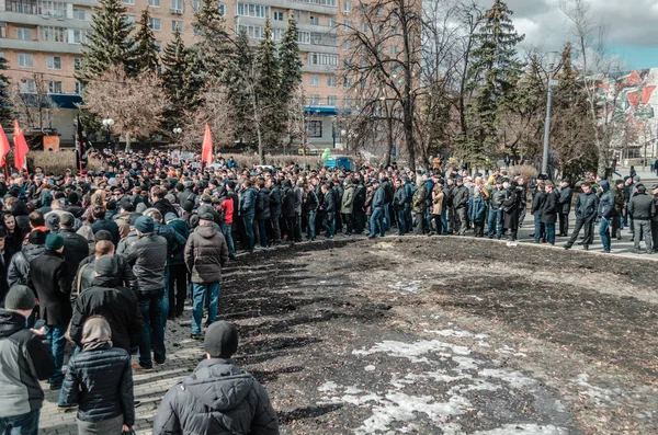 Penza, Rusya Federasyonu - 26 Şubat 2017: Penza vatandaşlar dürüst hükümet amacıyla Navalny bu iş için adam olduğuna inanıyorum